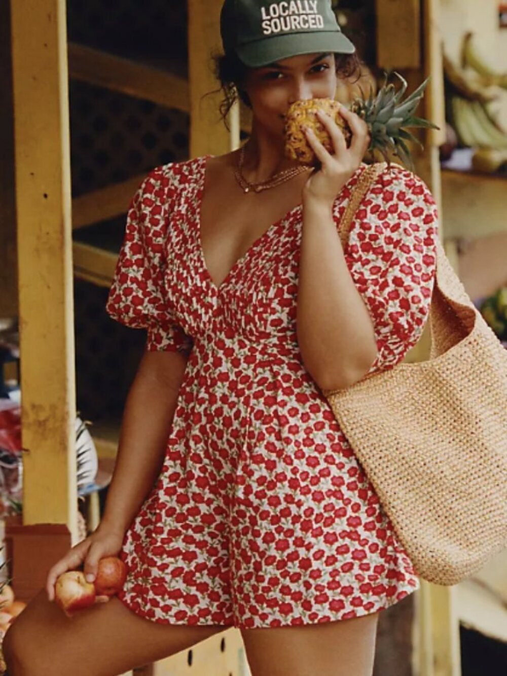 Anthropologie Maeve Puff-Sleeve V-Neck Pintuck Romper Red Floral Size 6 NWT